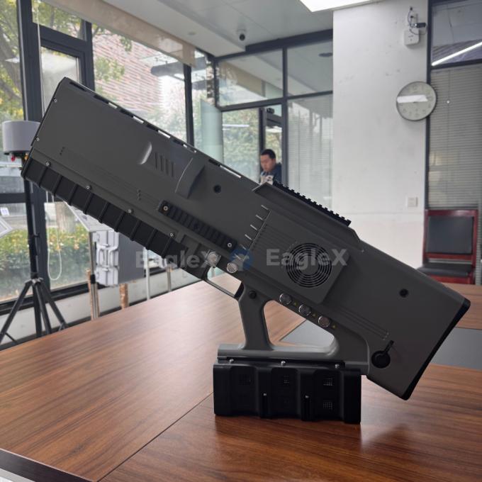 Solución de defensa de drones portátiles de resistencia de 36h para conciertos de policía militar 1-3KM FPV Drone Jammer con detector de detección de 5KM 1